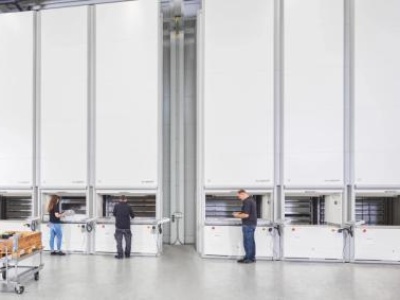 Come un magazzino verticale automatico migliora l’organizzazione 